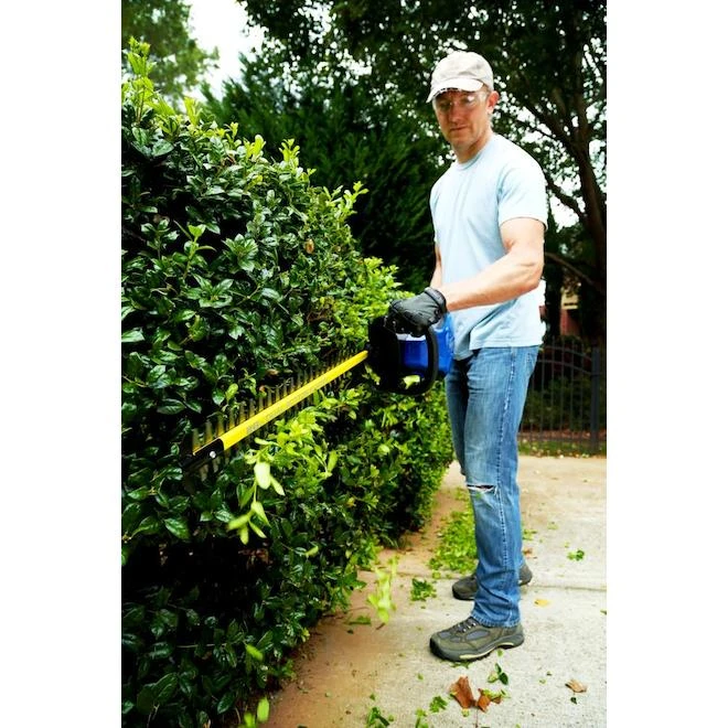 Kobalt 24 V Max Cordless Hedge Trimmer Kit (Battery And Charger) 3 Kobalt 24 V Max Cordless Hedge Trimmer Kit (Battery And Charger) - Image 3