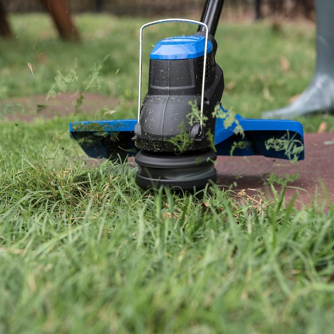 Kobalt String Trimmer With 40 V Max Battery And Charger - 13-15-in 5 Kobalt String Trimmer With 40 V Max Battery And Charger - 13-15-in - Image 5