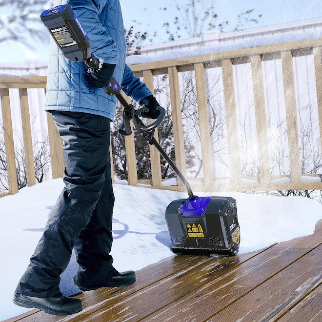 Kobalt 12-in Snow Shovel W/1 X 4AH Battery And 2A Charger 40V 1 Kobalt 12-in Snow Shovel W/1 X 4AH Battery And 2A Charger 40V