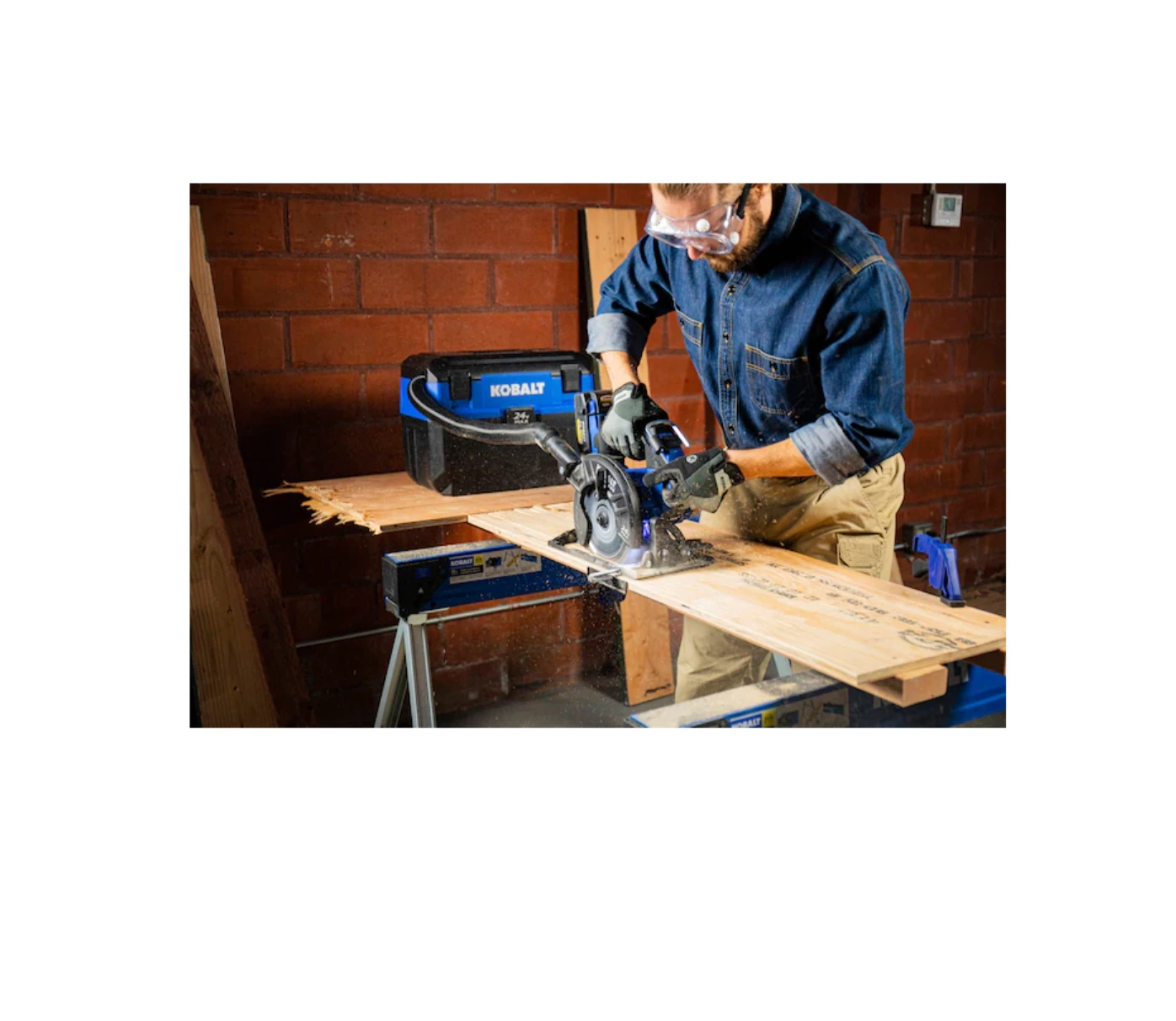 Kobalt KXCS 124B-03 24-Volt XTR 7-1/4-in Brushless Cordless Circular Saw 7 Kobalt KXCS 124B-03 24-Volt XTR 7-1/4-in Brushless Cordless Circular Saw - Image 7